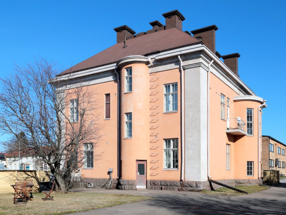 Kirkkokatu 20 Raahe 20210426 02