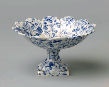 Kinderservies met blauwe ranken (1867), Petrus Regout & Co (3)