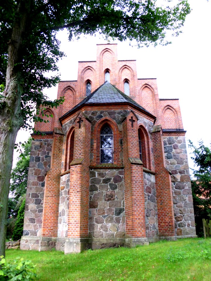Kirche groß linde 3