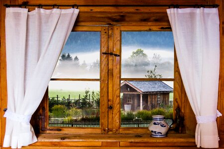 Outlook hut fog