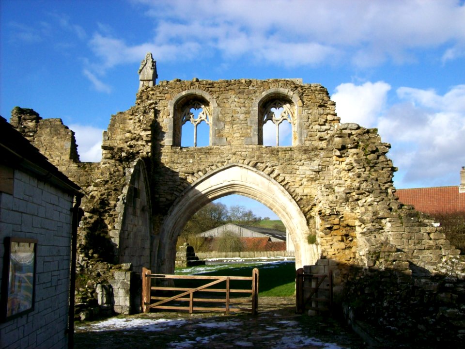 Kirkham Priory, the gatehouse from inside