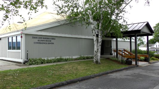 Kirk Alumni Center