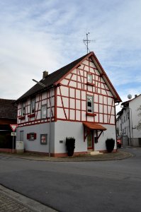 Kirch-Beerfurth, Brühlstraße 1