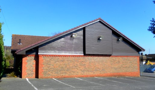 Kingdom Hall of Jehovah's Witnesses, Crowborough Hill, Jarvis Brook, Crowborough (March 2011) (2)