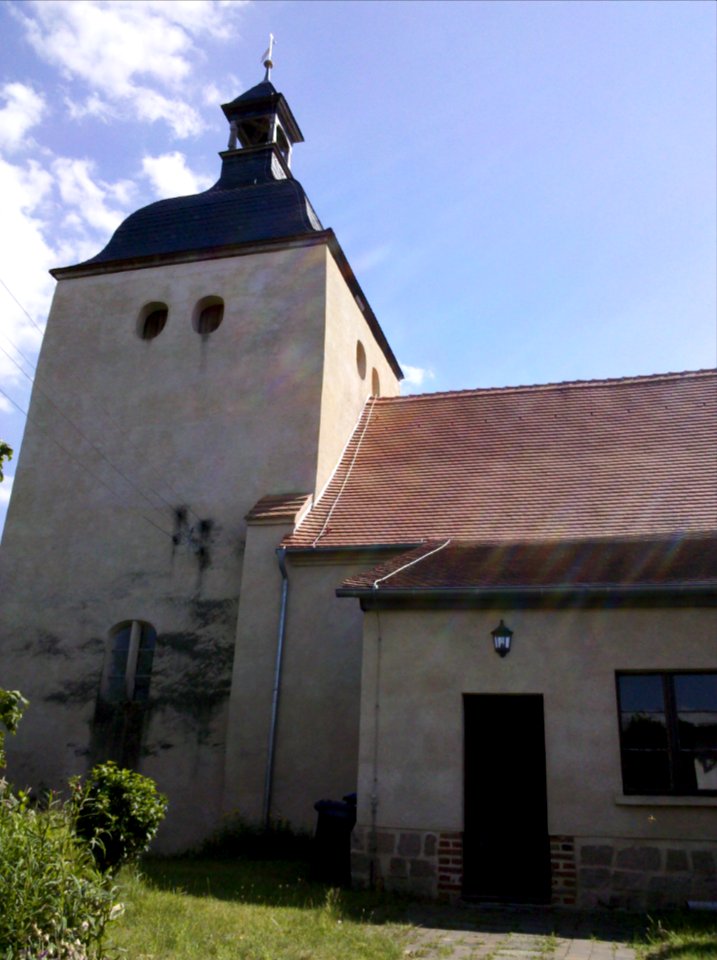 Kirche Gröbern -Turm- im Juli 2020b