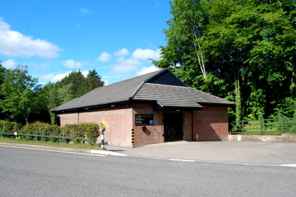 Kingdom Hall, London Road, Horndean (May 2019) (3)