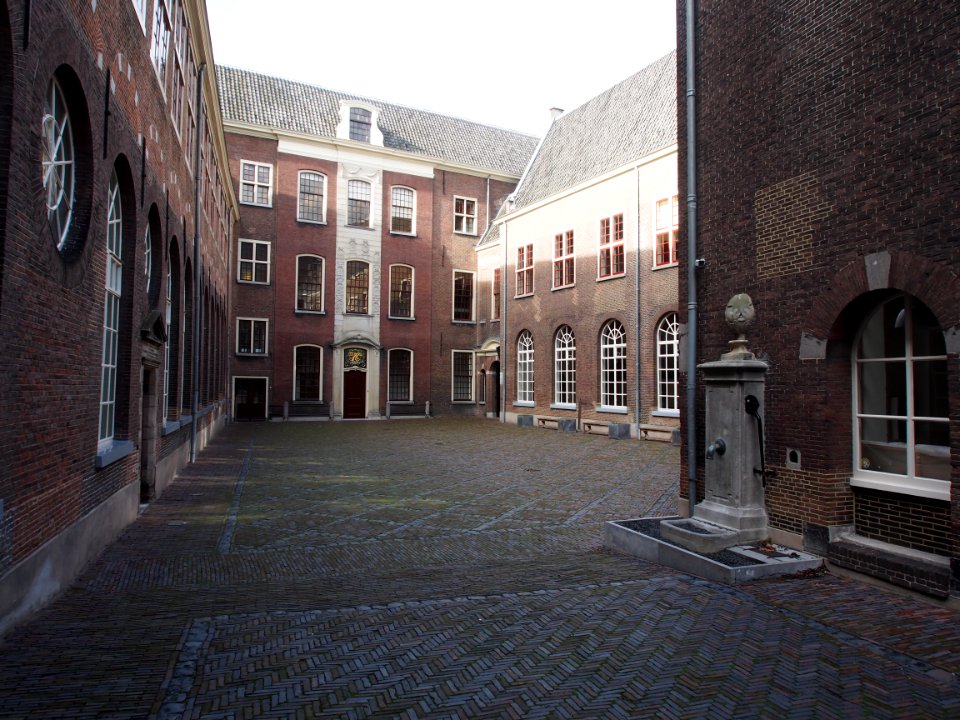 Kinderrechtenhuis, Hooglandsche Kerkgracht, Leiden foto 1