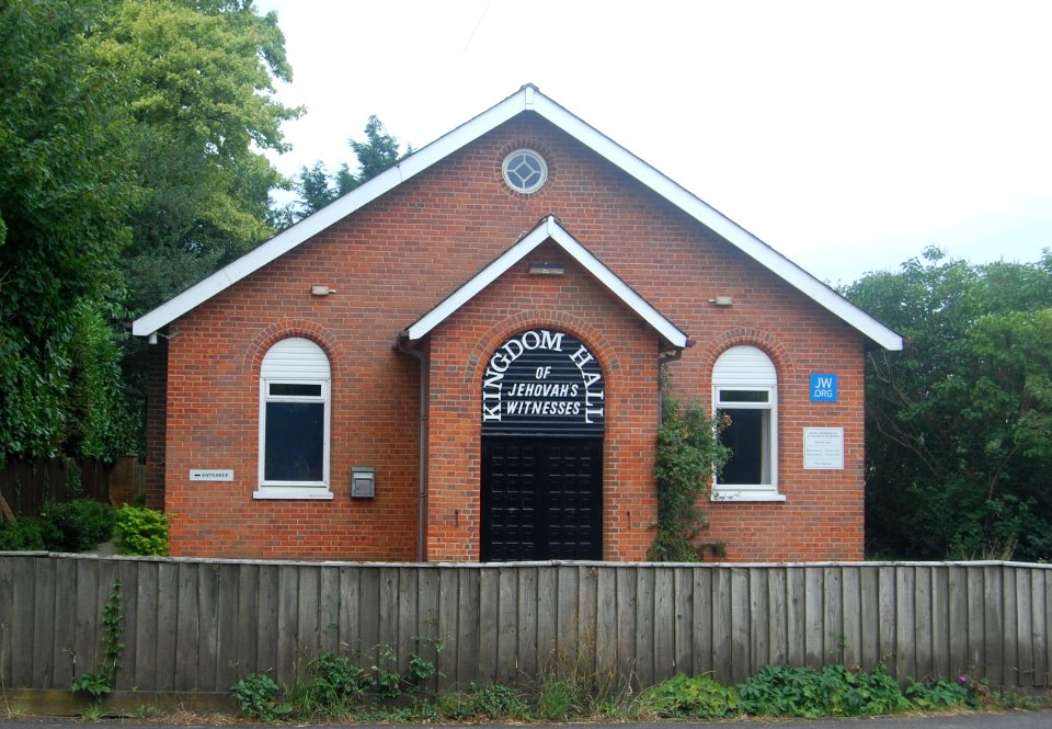 Kingdom Hall, London Road, Holybourne (July 2019) (5)