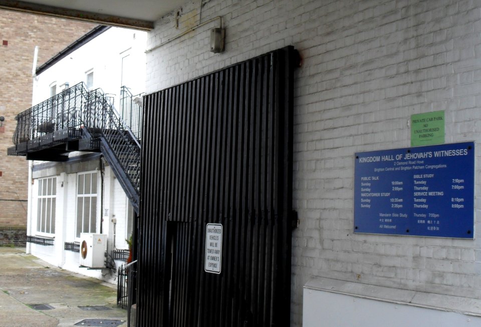 Kingdom Hall of Jehovah's Witnesses, Osmond Road, Hove (November 2010) (1)