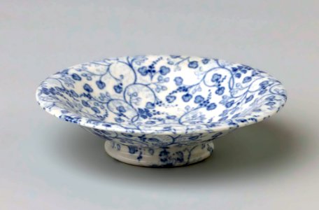 Kinderservies met blauwe ranken (1867), Petrus Regout & Co (8)