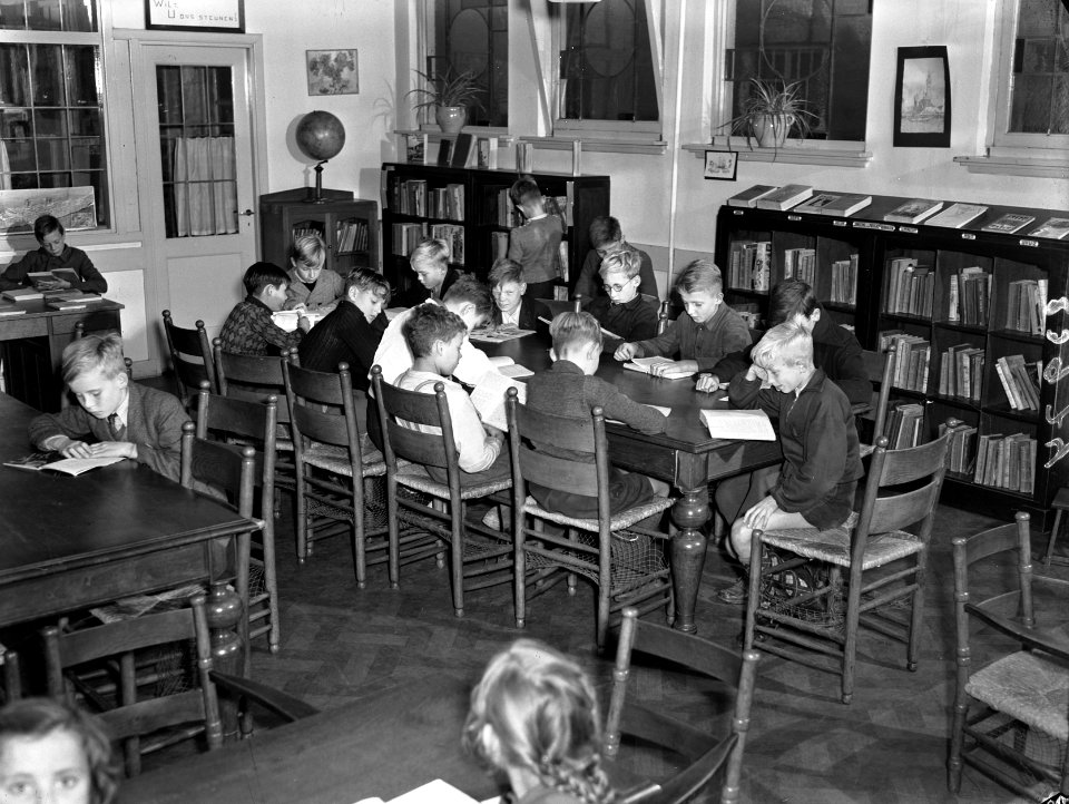 Kinderleeszaal Wijdesteeg te Amsterdam, Bestanddeelnr 902-3974