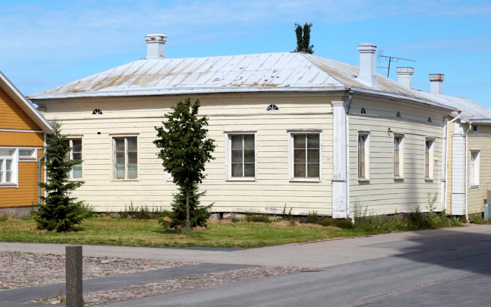 Kirkkokatu 11 Raahe 20200711 02