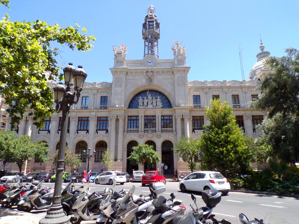 Value palazzo poste valencia