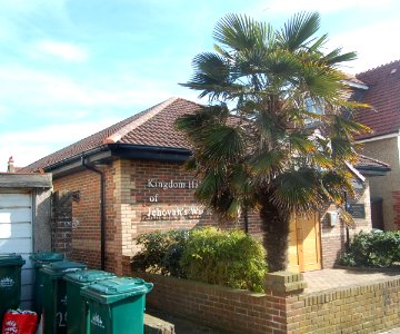 Kingdom Hall, 37 Reynolds Road, Aldrington (March 2020) (2)