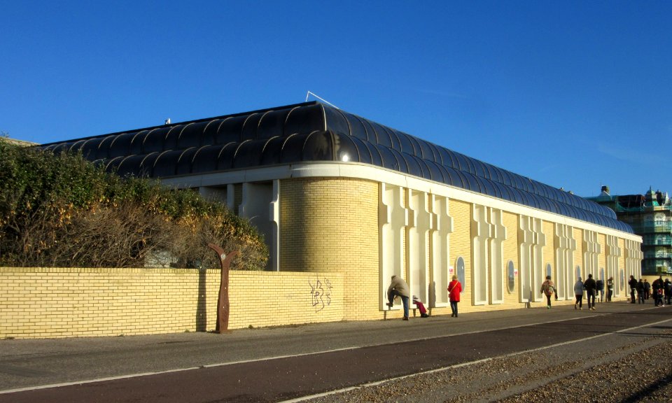 King Alfred Leisure Centre, Kingsway, Hove (Rear Elevation to King's Esplanade) (January 2017) (2)