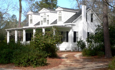 Kingstree, SC 216 N Academy St 1