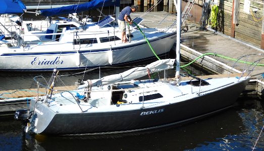 Kirby 25 sailboat Reklis 4569
