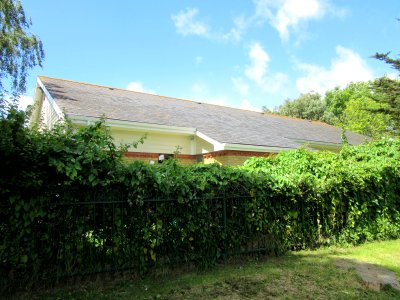 Kingdom Hall, Manor Road, Lake, Isle of Wight (July 2016) (2)