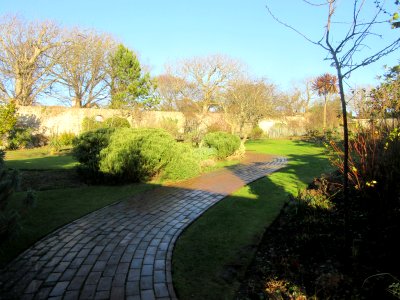 Kipling Gardens, The Green, Rottingdean (December 2016) (9)