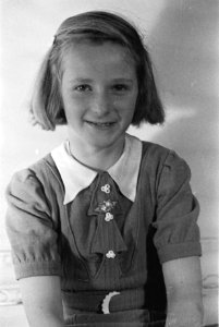 Kinderportretten meisje, Bestanddeelnr 935-2205