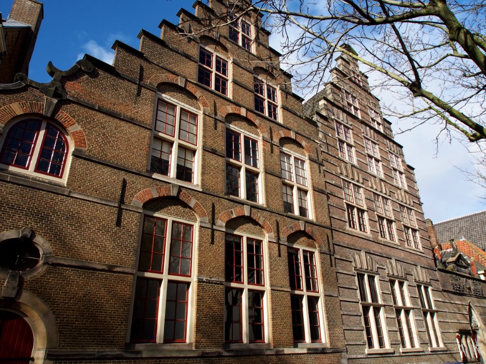 Kinderrechtenhuis, Hooglandsche Kerkgracht, Leiden foto 6