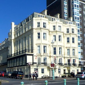 King's Hotel, 139–141 King's Road, Brighton (March 2014) (2)