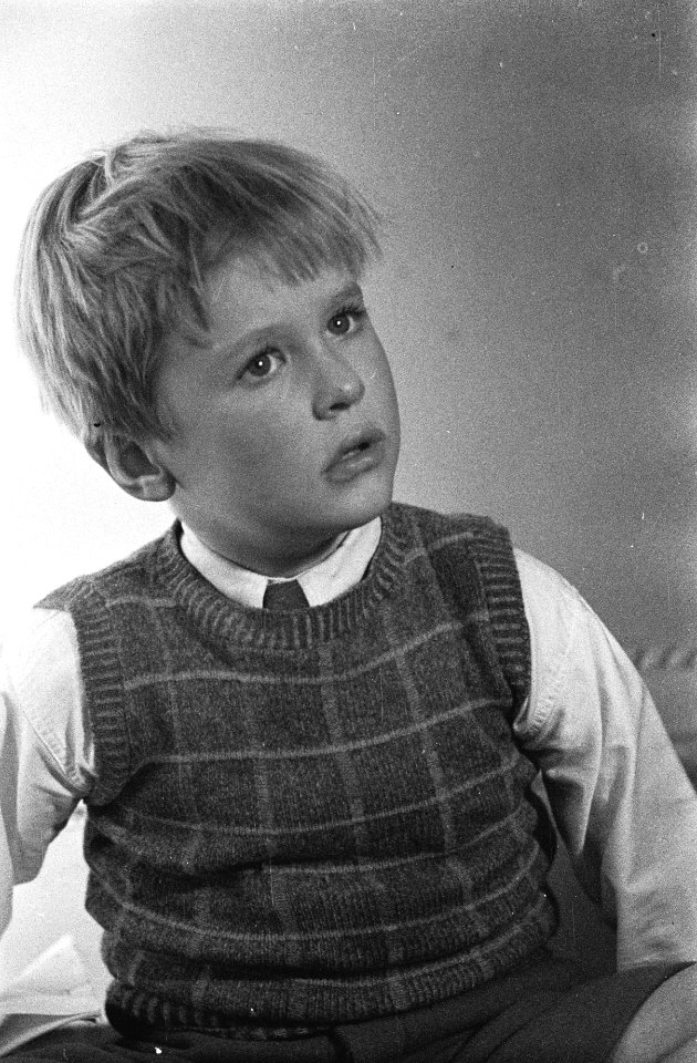 Kinderportretten jongen, Bestanddeelnr 935-2203