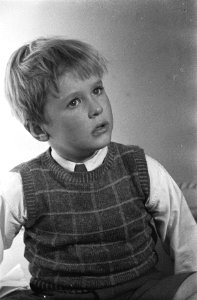Kinderportretten jongen, Bestanddeelnr 935-2203