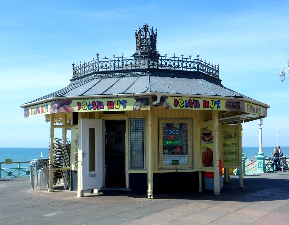 Kiosk opposite West Street, Brighton (NHLE Code 1381646) (April 2013)