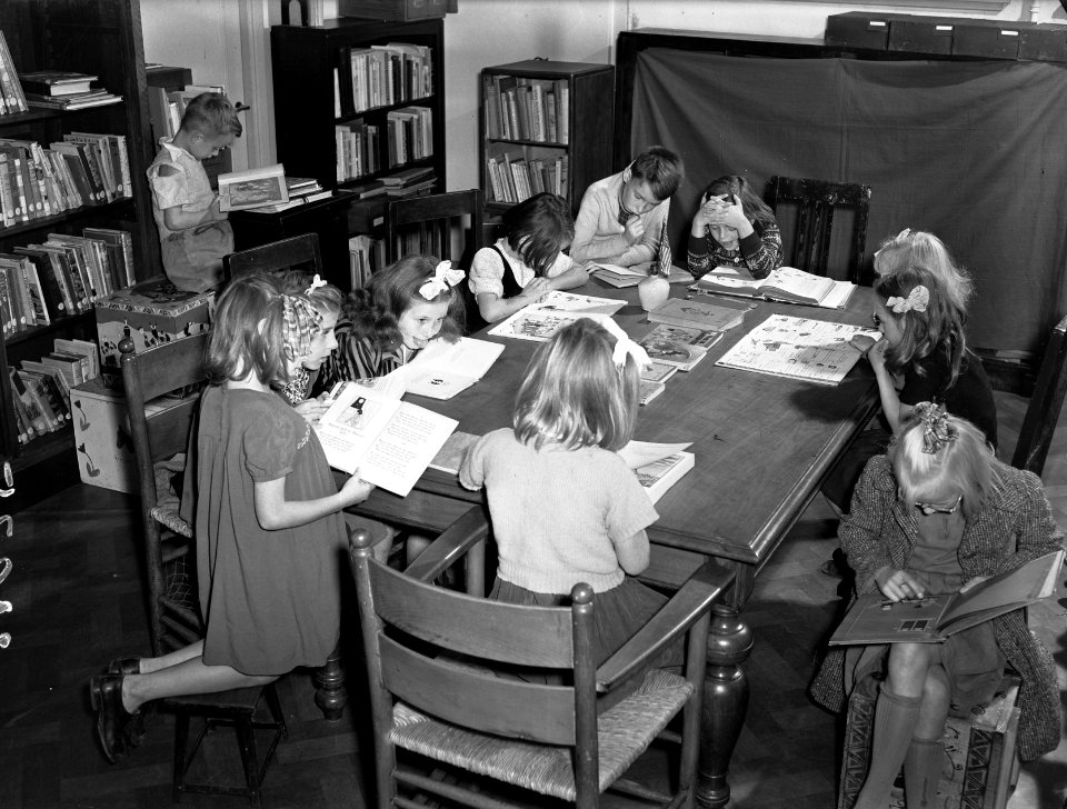 Kinderleeszaal Wijdesteeg te Amsterdam, Bestanddeelnr 902-3975