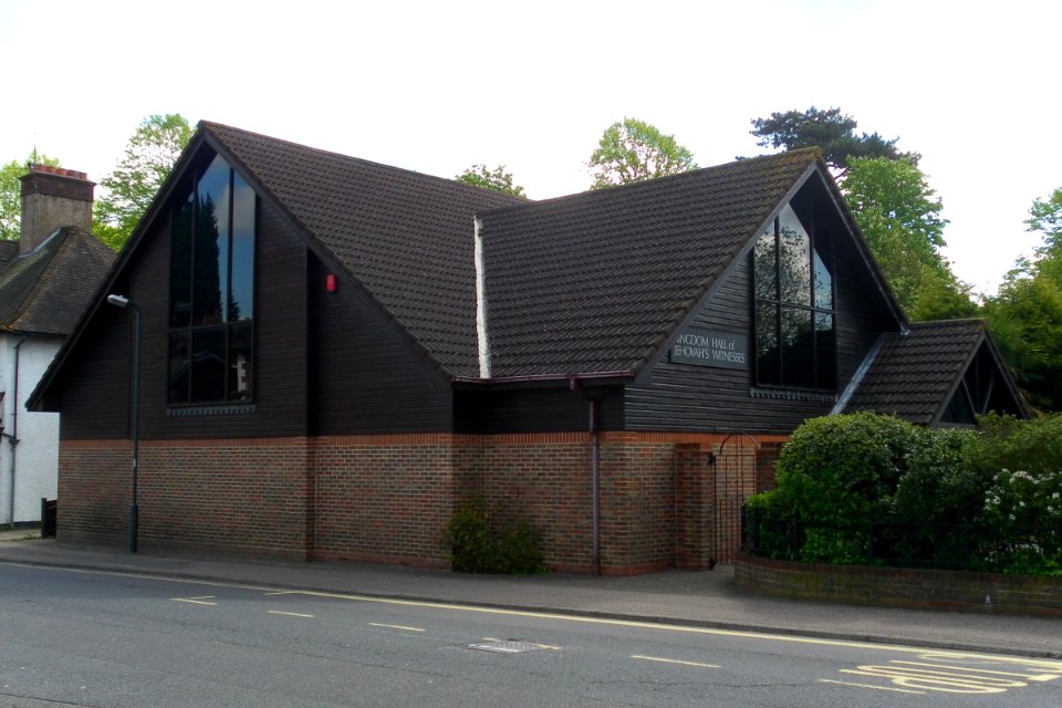 Kingdom Hall (Three Bridges and Tilgate Congregations), Three Bridges Road, Three Bridges