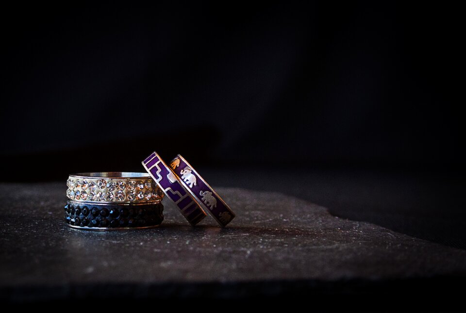 Ring rhinestones commitment