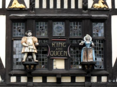 King and Queen, 14–16 Marlborough Place, Brighton (May 2010) (Close-up of Figures)