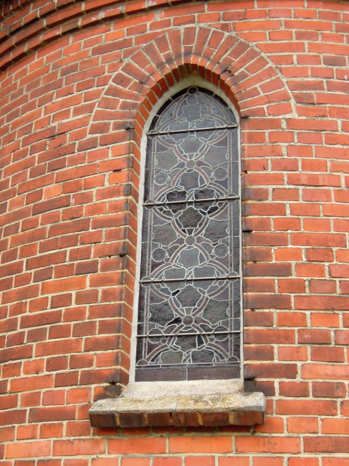 Kirche Köpnick -Nordfassade Apsislicht NO- im August 2020