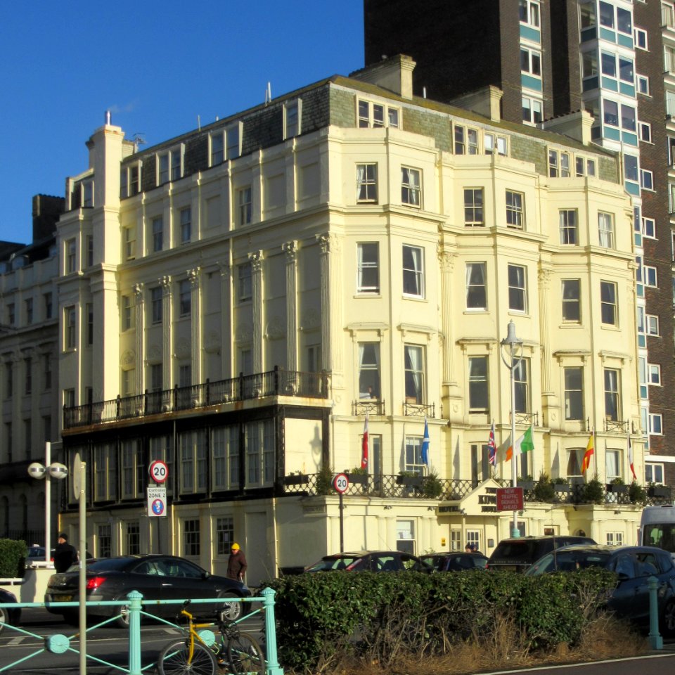 King's Hotel, 139–141 King's Road, Brighton (January 2017) (1)