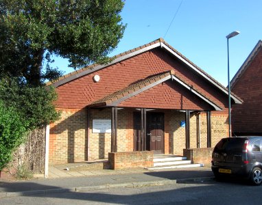 Kingdom Hall of Jehovah's Witnesses, Victoria Road, Hailsham (September 2016) (4)