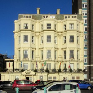 King's Hotel, 139–141 King's Road, Brighton (January 2017) (2)