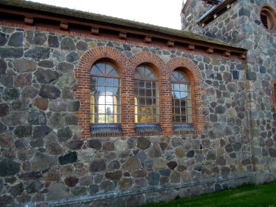 Kirche Klebitz -Nordfassade aus Nordost mit Saalfenstern- Anfang Oktober 2020