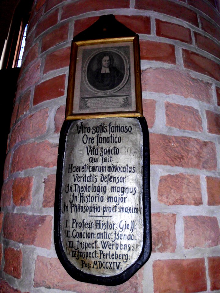 Kirche Gedenktafel Gottfried Arnold 2