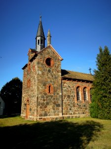 Kirche Klebitz -Südsüdwestansicht hochkant- Anfang Oktober 2020