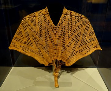 Kinzembe or Zamba kya Mfumu, Kongo-related people, Democratic Republic of Congo, or Angola, possibly 19th century AD, raffia palm fiber - Textile Museum, George Washington University - DSC09766