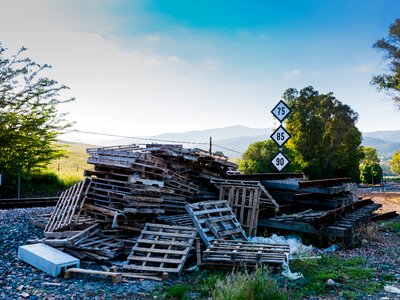 Locomotive goods rubble