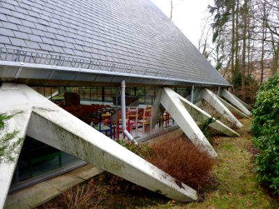 Kirche Schönow (Berlin-Zehlendorf) Betonstützen