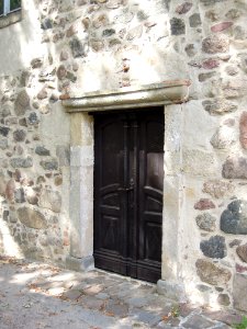 Kirche Trebitz -Südfassade östlichstes Portal- im August 2020