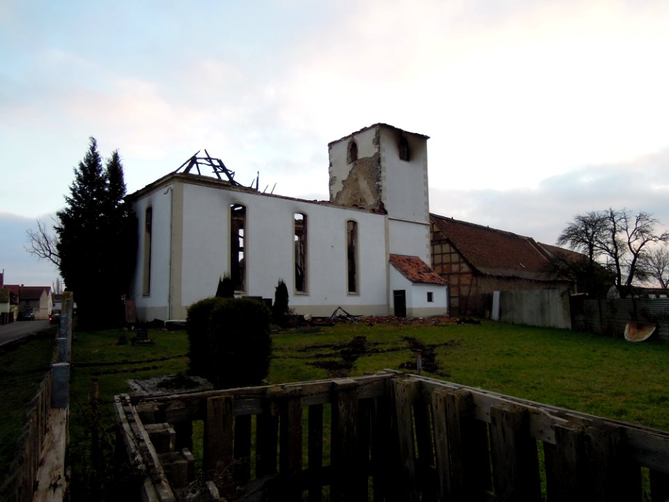 Kirchruine Tellschütz Blick von Norden nah 2015