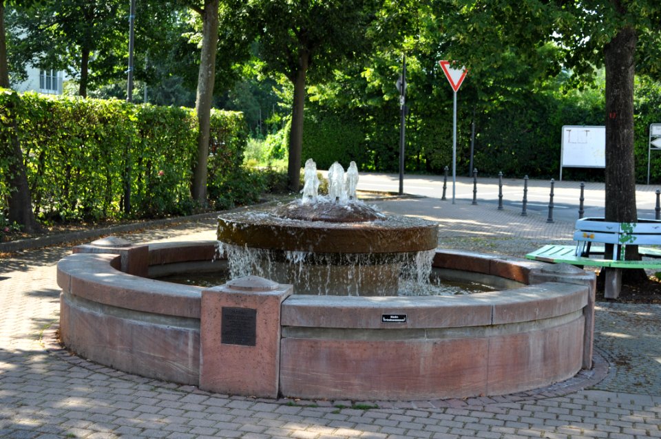 Kirdorf, Brunnen