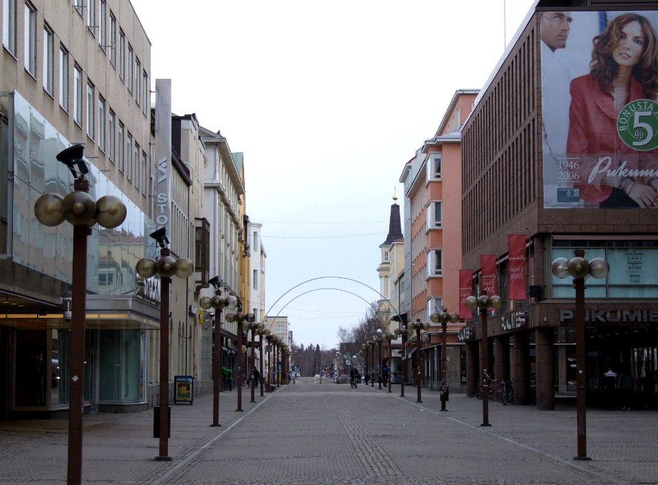 Kirkkokatu Oulu 20060423