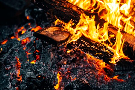 An outbreak of hot burn