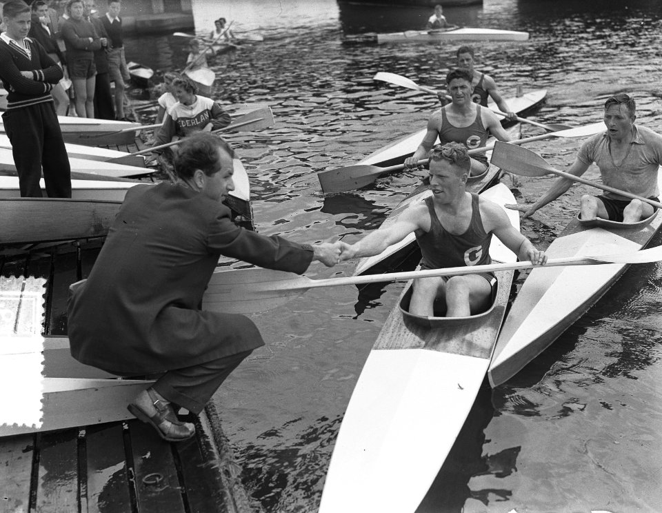 Kanoraces door Amsterdam, Bestanddeelnr 906-4943