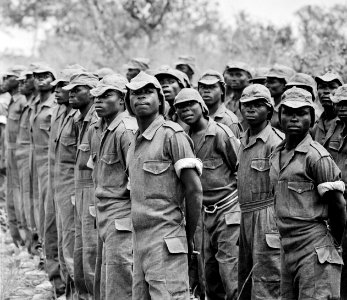 Kamp van Angolese Bevrijdingsbeweging FNLA in Zaire, leden van de bevrijdingsbew, Bestanddeelnr 926-6265